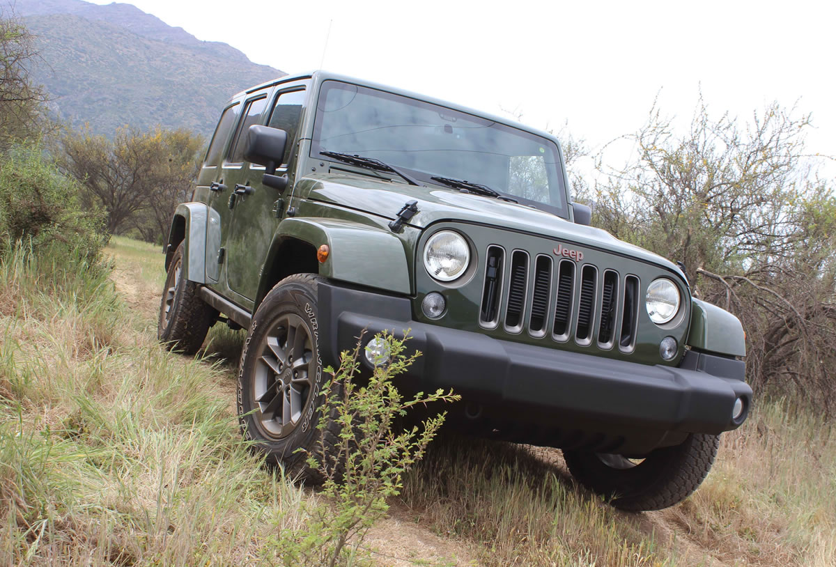 Aventura off road en edición especial del Jeep Wrangler 75 años