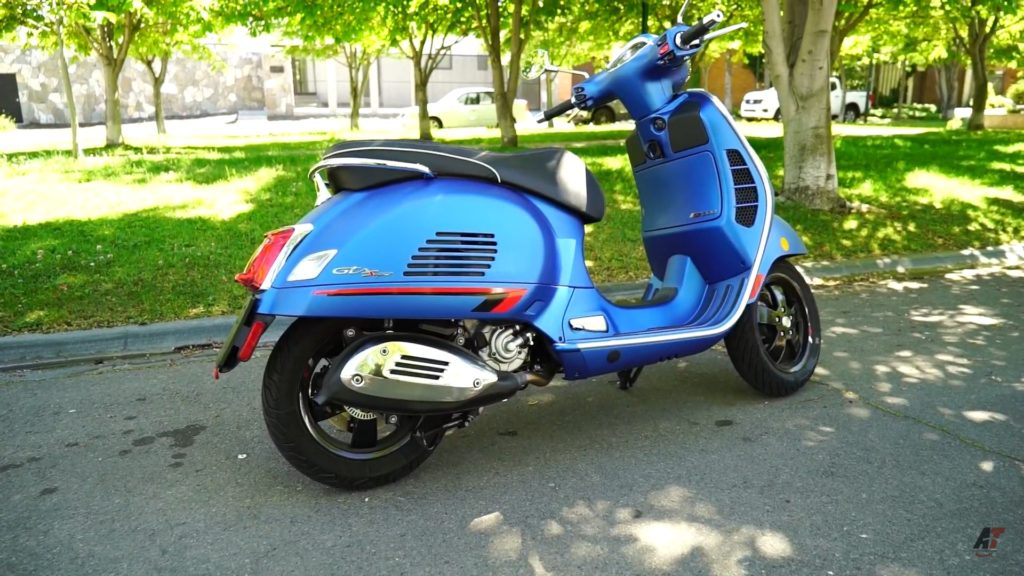 Vespa GTS 300