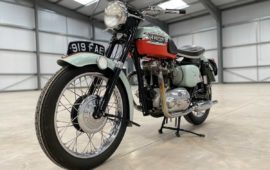 Triumph celebra sus 120 años con 12 motos históricas