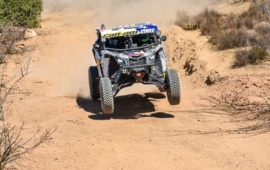 Baja 400: chileno “Kid” Arriagada cruza la meta tras 14 horas de carrera