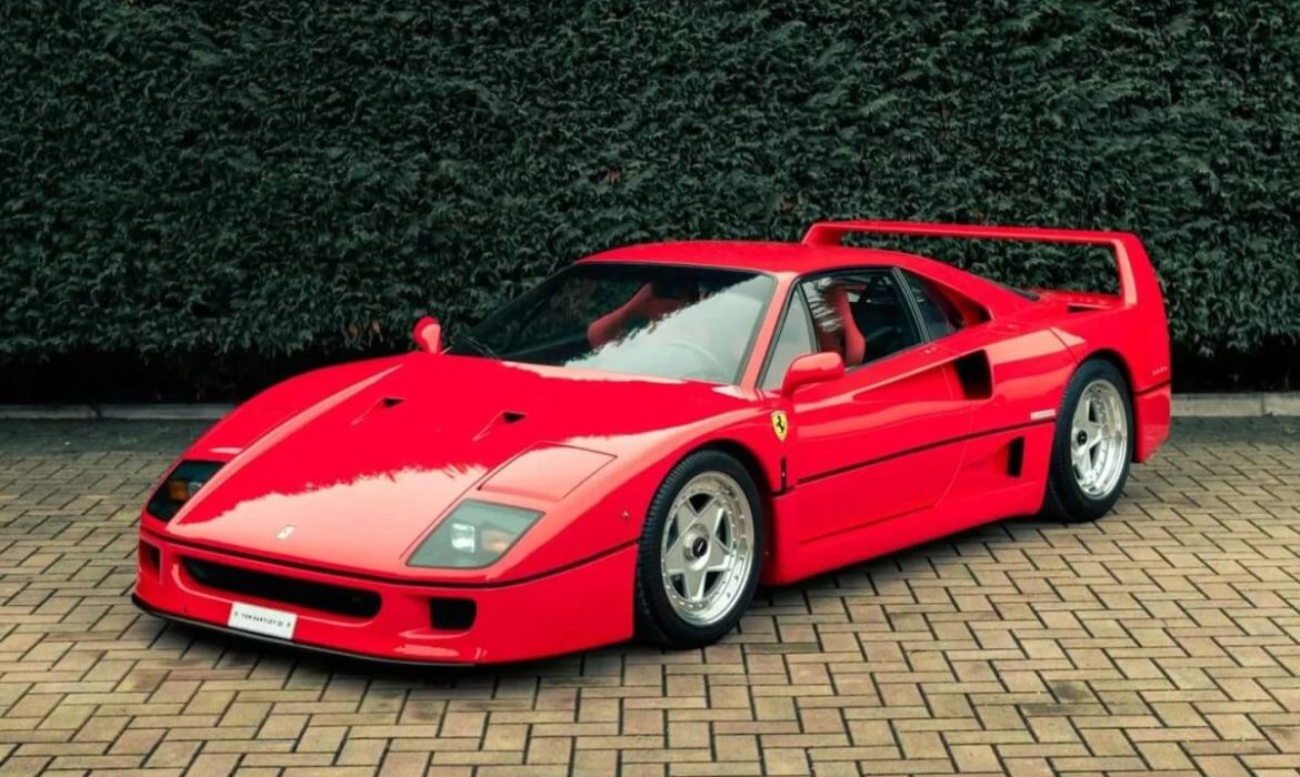 “Vendo por apuro”: en vitrina el Ferrari F40 de Toto Wolff