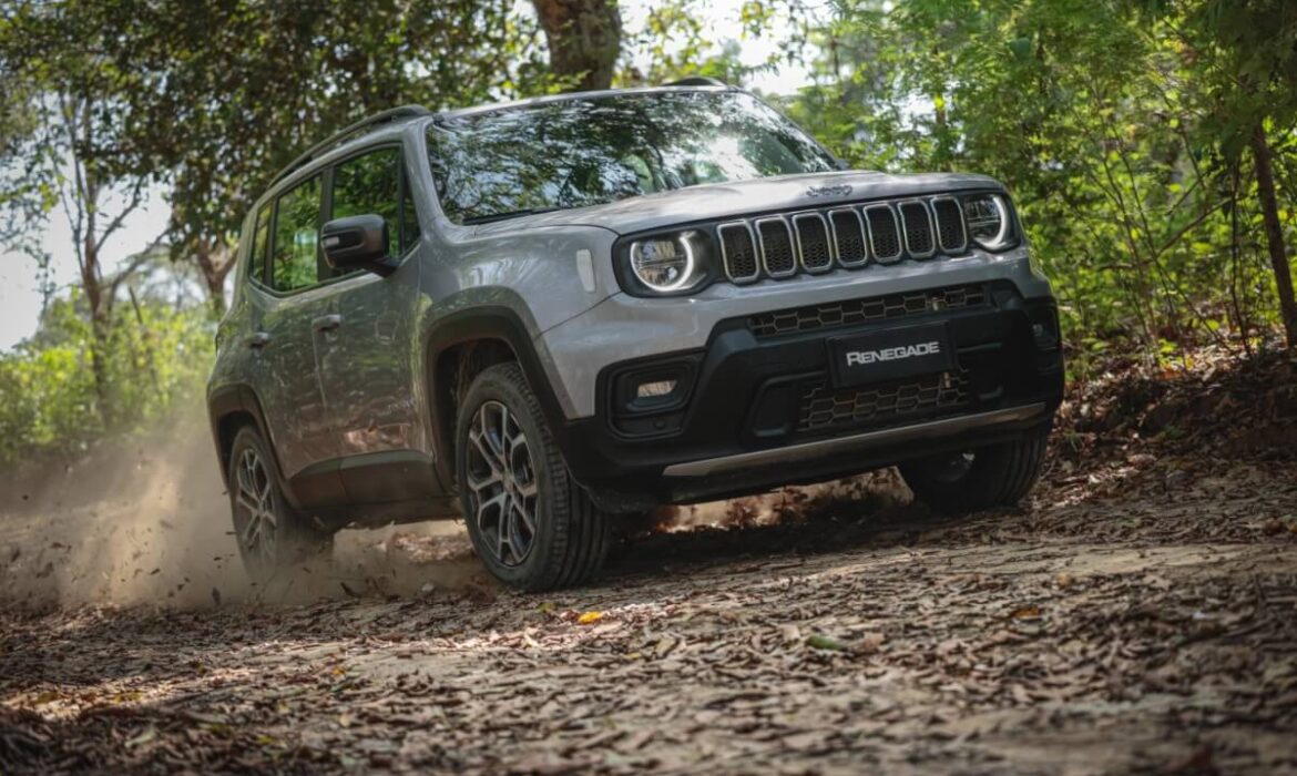 Jeep Renegade 2023 contrataca con brioso motor turbo