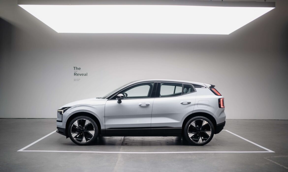 Volvo EX30 2024: inicia preventa el SUV eléctrico más asequible de la marca 