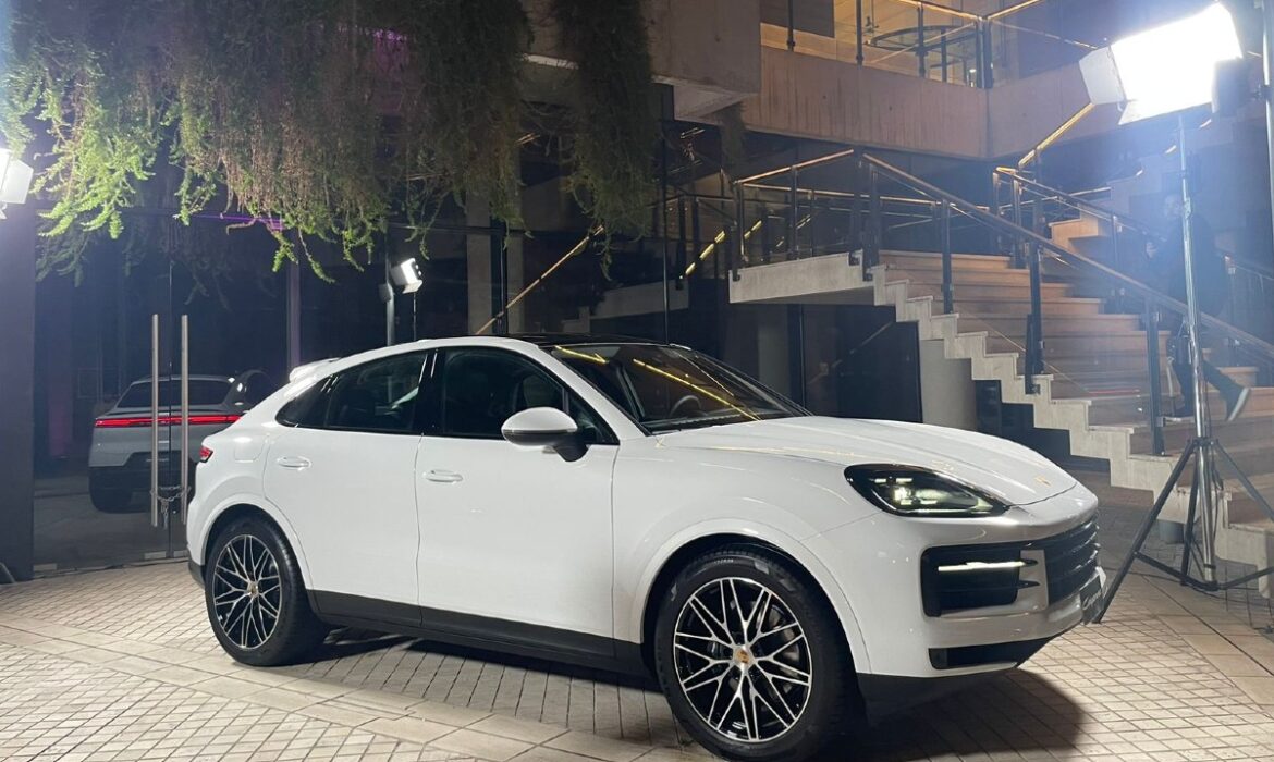 Porsche Cayenne 2024: llega a Chile con un motor V8 y nuevo interior