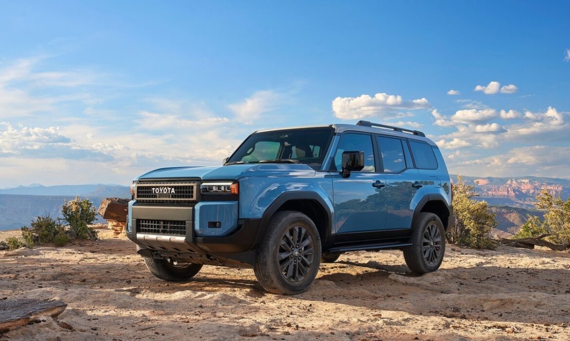 Toyota Land Cruiser Prado 2024: diseño retro y corazón híbrido