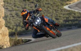 KTM 390 Duke reclama su corona como la moto “reina del asfalto”