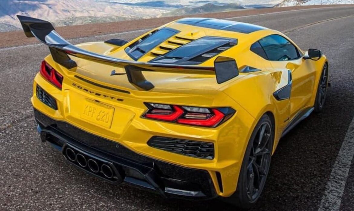 Chevrolet Corvette ZR1 2025 recibe un V8 biturbo con más de 1.000 hp