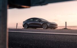 Autos eléctricos más vendidos de Chile: Tesla Model 3 corona un año redondo