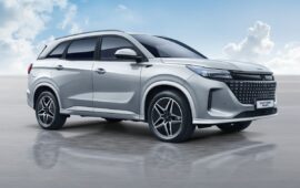 El SUV para 7 pasajeros DFSK 600 estrena formato híbrido enchufable