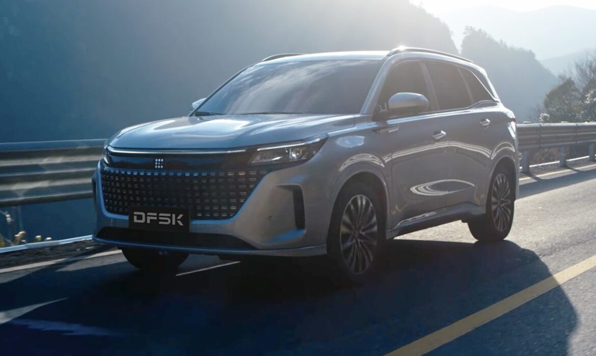 El SUV para 7 pasajeros DFSK 600 estrena formato híbrido enchufable