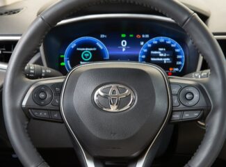 Autos híbridos más vendidos de Chile: Toyota Corolla Cross supera la barrera de los 2.000