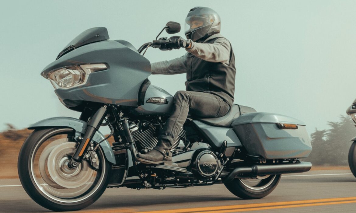 Harley-Davidson Hydra-Glide anuncia edición limitada Revival en Chile