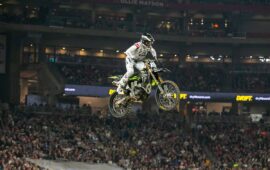 AMA Supercross: Triumph consigue primera victoria en Estados Unidos