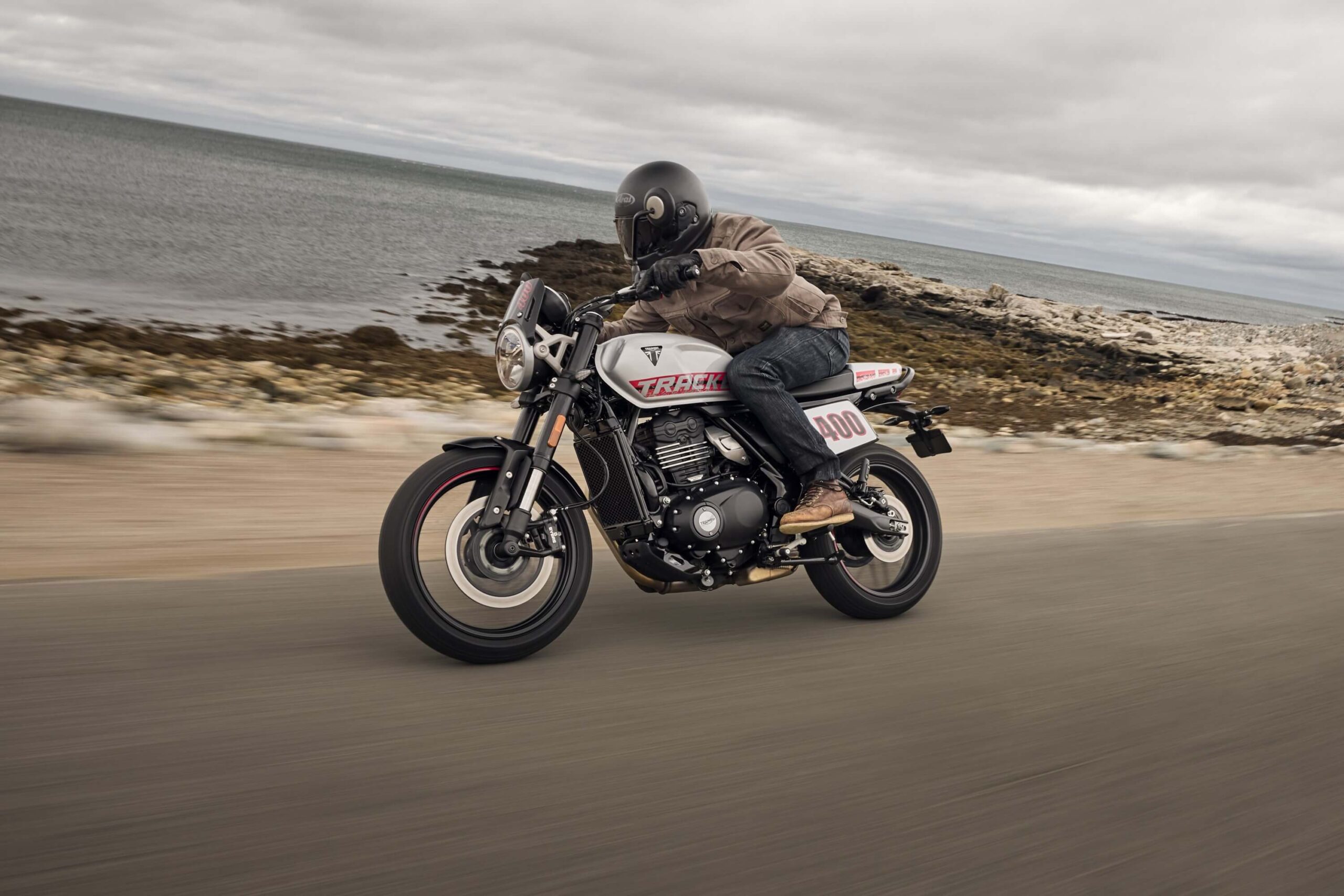 Triumph Tracker 400 y Thruxton 400, dos motos clásicas con lo mejor de lo nuevo